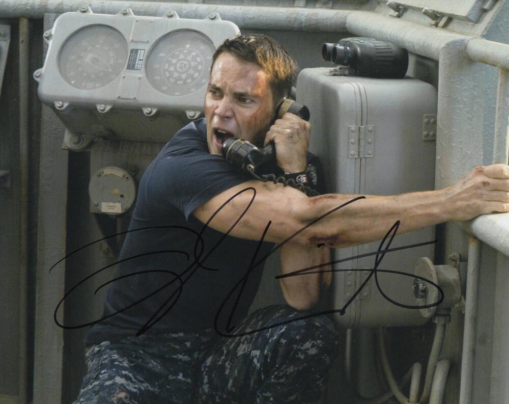 TAYLOR KITSCH SIGNED AUTOGRAPH 8X10 PHOTO - LONE SURVIVOR, SAVAGES, 21 ...