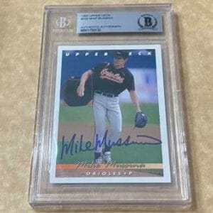 1993 UPPER DECK MIKE MUSSINA #233 ORIOLES SIGNED CARD BECKETT AUTHENTIC AUTO