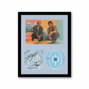 TWENTY ONE PILOTS ‘SCALED AND ICY’ AUTOGRAPH SIGNED FRAMED 11×14 CD DISPLAY B COLLECTIBLE MEMORABILIA
