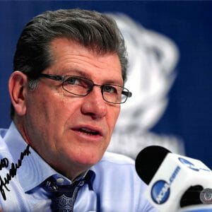 Uconn Geno Auriemma Authentic Signed 8x10 Photo Autographed BAS #BF88653