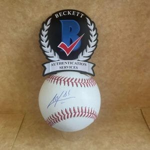 OSCAR COLAS CHICAGO WHITE SOX SIGNED AUTO M.LBASEBALL BAS WITNESSED