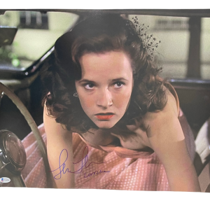 LEA THOMPSON SIGNED 16X20 PHOTO BACK TO THE FUTURE AUTHENTIC AUTOGRAPH BECKETT 4