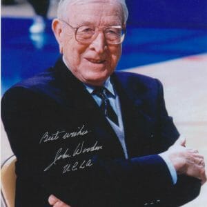 Coach John Wooden UCLA legendary HOF Coach SIGNED Autographed 8x10