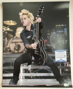 BILLIE JOE ARMSTRONG – GREEN DAY – SIGNED AUTOGRAPH 16×20 W BECKETT CERTIFIED COLLECTIBLE MEMORABILIA