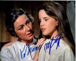MELISSA GILBERT AND KAREN GRASSLE SIGNED 8×10 LITTLE HOUSE ON THE PRAIRIE PHOTO COLLECTIBLE MEMORABILIA