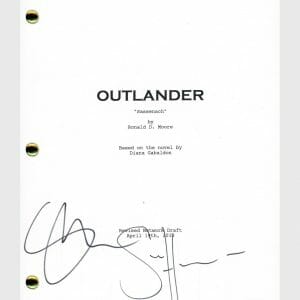 Sam Heughan & Sophie Skelton Signed Outlander Pilot Script Screenplay ACOA COA