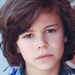 Zackary Arthur Signed Autograph 8x10 Photo Chucky TV Series Childs Play ACOA COA