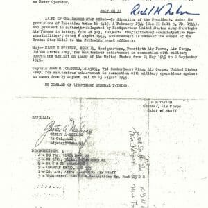 RICHARD NELSON SIGNED SILVER STAR DOCUMENT PSA DNA AD07649 (D) ENOLA GAY