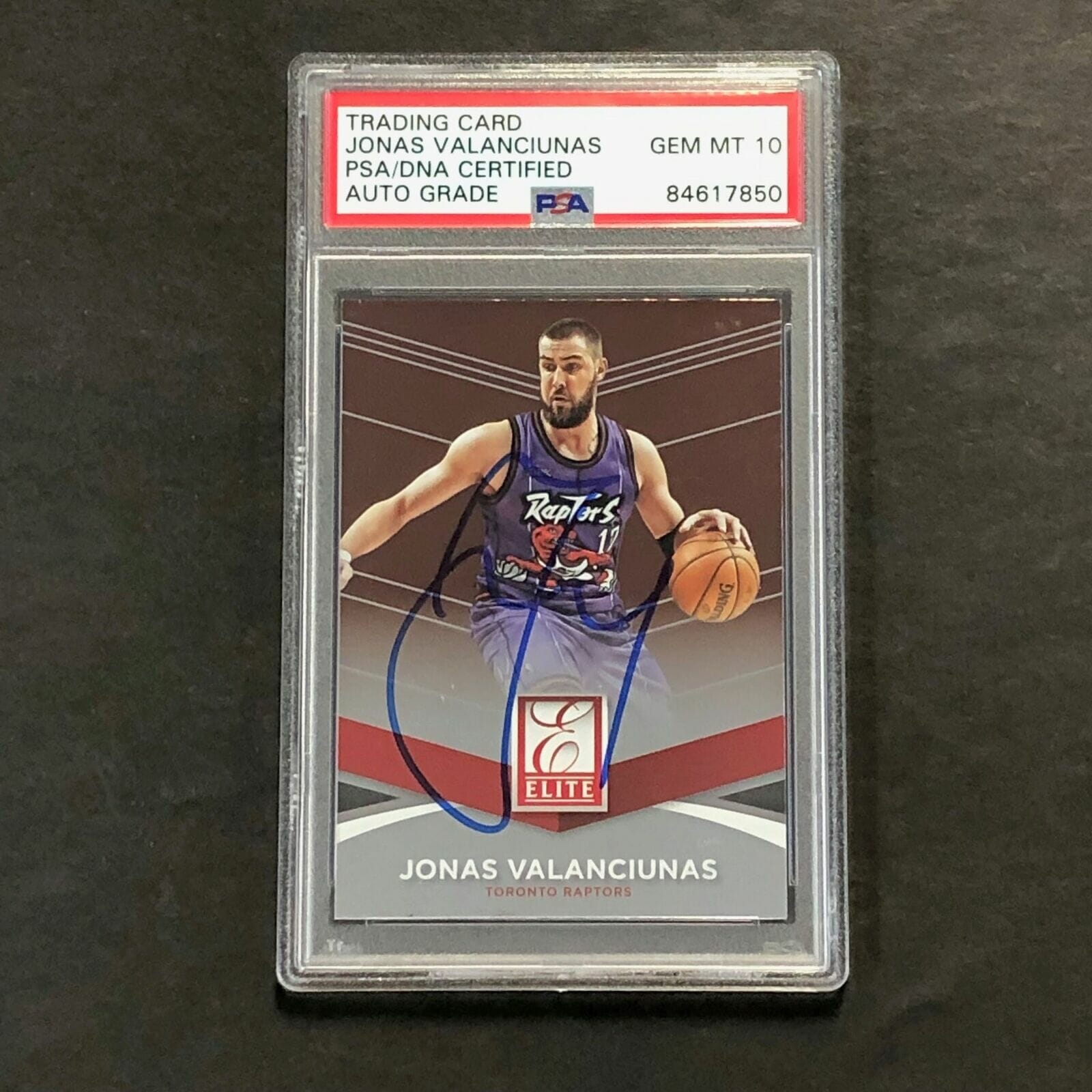 2014 15 Panini Elite 68 Jonas Valanciunas Signed Card AUTO 10 PSA Slabbed Toron Autographia