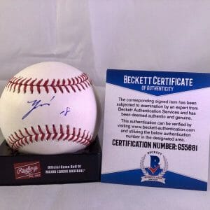 YUSEI KIKUCHI HAND SIGNED OML BASEBALL SEATTLE MARINERS BECKETT CERT