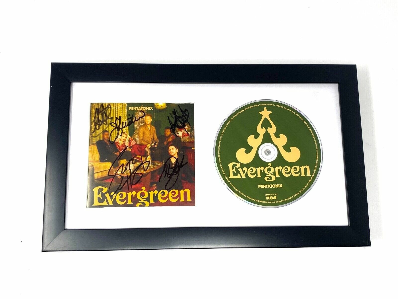Evergreen Album Pentatonix (Pentatonix Signed Autograph