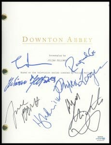 DOWNTON ABBEY AUTOGRAPHS CAST SIGNED SCRIPT SCREENPLAY -MICHELLE DOCKERY +7 ACOA COLLECTIBLE MEMORABILIA