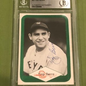 YOGI BERRA Signed 1975-76 GREAT PLAINS GREATS Card #22 Beckett (BAS)