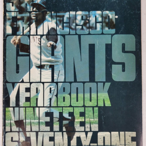 VINTAGE 1971 SAN FRANCISCO GIANTS BASEBALL YEARBOOK GREAT CONDITION