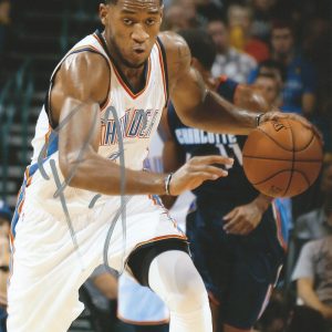 **GFA Oklahoma City Thunder *PERRY JONES III* Signed 8x10 Photo P2 COA**