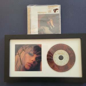 TAYLOR SWIFT signed MIDNIGHTS MAHOGANY Framed and Matted CD Insert Booklet RARE