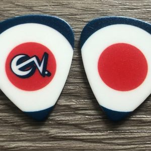 EDDIE VEDDER PEARL JAM GUITAR PICK EV BULLSEYE w/VIDEO OF EDDIE GIVING IT TO ME
Opens in a new window or tab