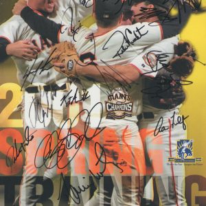 *2001 San Francisco Giants* Team Signed Official Magazine S2 COA GFA