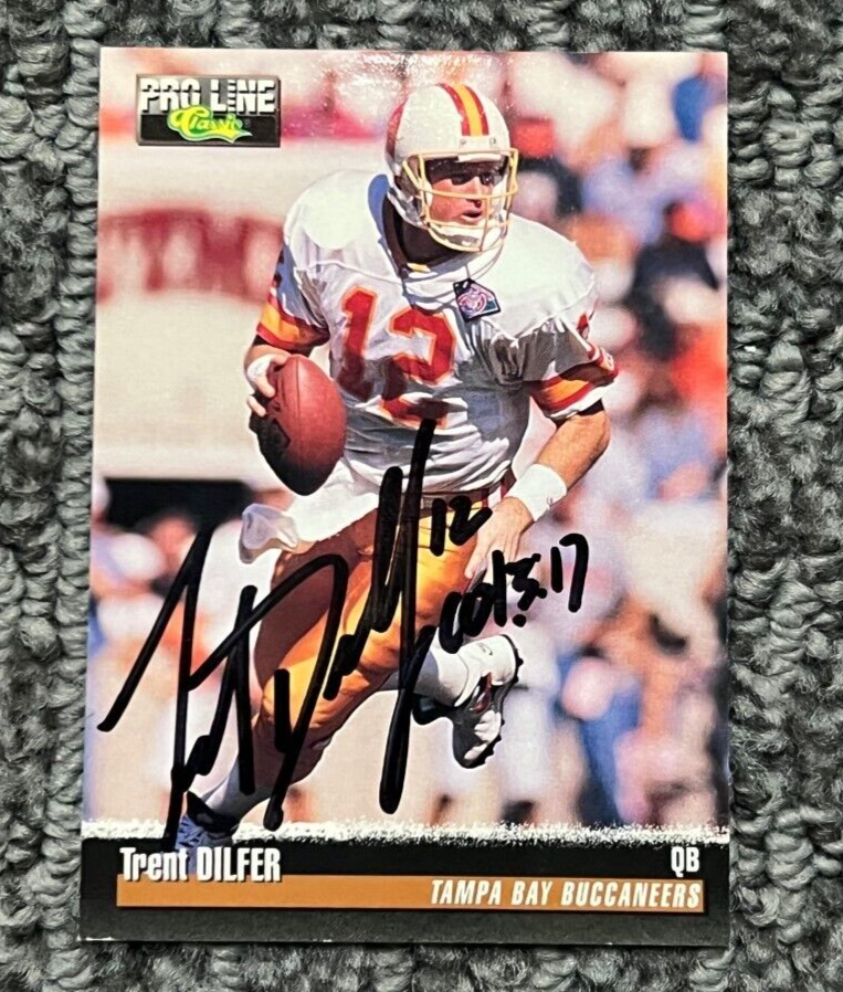 Autographed TRENT DILFER Tampa Bay Buccaneers Photo - Main Line Autographs