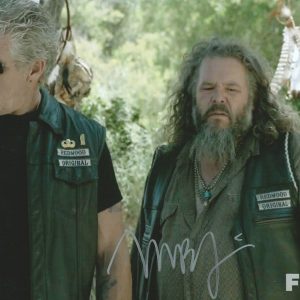 **GFA Sons of Anarchy *MARK BOONE JR* Signed 8x10 Photo M7 PROOF COA**
Opens in a new window or tab