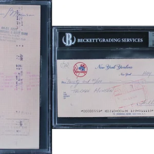 Yankees Thurman Munson Authentic Signed 3.5x8.5 1974 NNY Check Auto 9! BAS Slab
