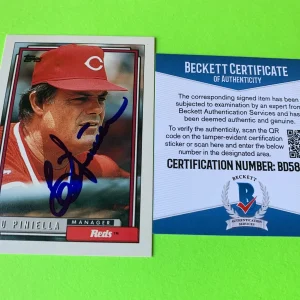 Lou Piniella REDS 1992 Topps Card Signed Auto BAS COA
