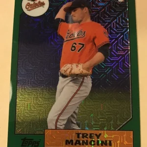 Trey Mancini RC GREEN REFRACTOR #/175 - Topps 2017 Silver Pack
