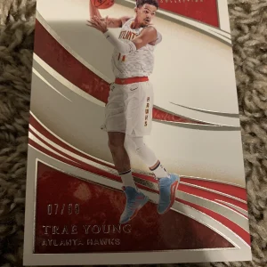 Trae Young 2019/20 Immaculate Base 2nd Year /99 Atlanta Hawks
