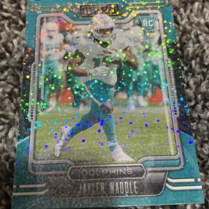 2021 Panini Playbook Football JAYLEN WADDLE RC #106 SPARKLE Miami Dolphins
