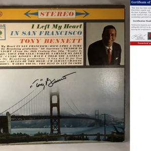 Tony Bennett Signed Vinyl LP Album PSA/DNA I Left My Heart In San Francisco COA
