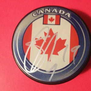 Shane Doan Coyotes Team Canada Flag Signed Puck Auto