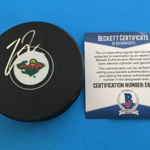 Zach Parise Minnesota Wild HOF Signed Puck Auto Beckett BAS COA
