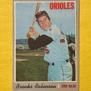 1970 TOPPS BROOKS ROBINSON #230 ORIOLES HOF
