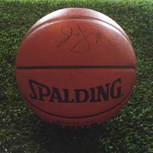2000's JULIUS Dr. J ERVING PHILADELPHIA SIXERS SIGNED BASKETBALL JSA/LOA MEARS
