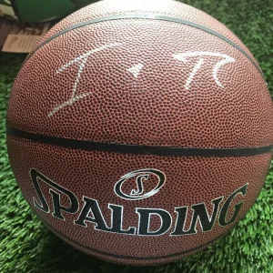 Boston Celtics ISAIAH THOMAS Signed Spalding Basketball Jsa Coa
