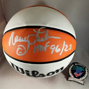 Nancy Lieberman Signed Basketball WNBA Beckett BAS 1 COA

