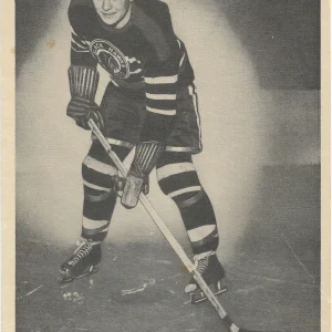 Art Wiebe 1939-40 O-Pee-Chee Card #49 Chicago Blackhawks
