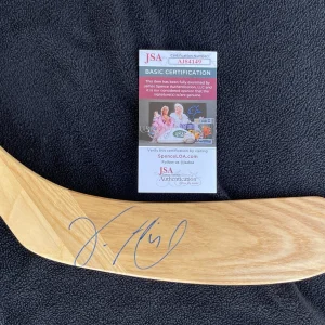 Vincent Lecavalier Signed Tampa Bay Lightning Hockey Stick JSA COA AJ84149
