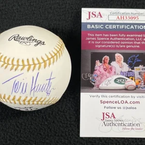 Torii Hunter Signed Minnesota Twins Gold Glove OML Baseball JSA COA

