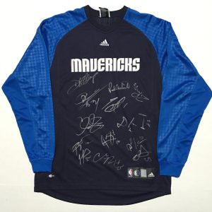 2016 DALLAS MAVERICKS TEAM Signed Autographed Warm-Up Basketball Jersey COA!