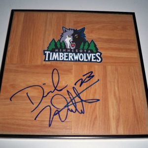 Minnesota Timberwolves #7 DERRICK WILLIAMS Signed Autographed Basketball PROOF