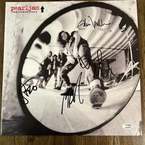 ‘Pearl Jam’ Signed ‘Rearviewmirror’ Vinyl Album Eddie Vedder +3 PSA LOA
