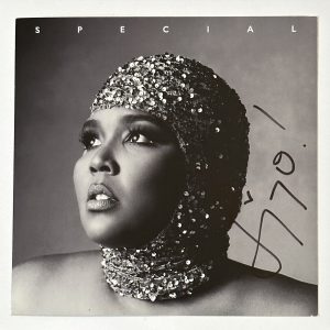 Lizzo SIGNED AUTOGRAPHED Special CD Cover Art Card Purchased From Official UK #3