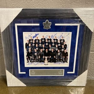 1962-63 Stanley Cup Champs Toronto Maple Leafs Team Signed Framed Photo JSA COA