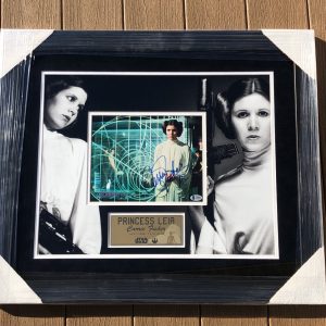 Carrie Fisher Signed Star Wars Princess Leia Framed 8x10 Photo Beckett COA