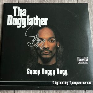 SNOOP DOGGY DOGG SIGNED AUTOGRAPH THA DOGGFATHER VINYL RECORD & BECKETT BAS COA
