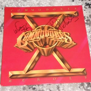 THE COMMODORES SIGNED HEROES VINYL ALBUM WILLIAM KING + JD NICHOLAS