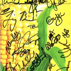 SHUCKED HAND SIGNED NYC PLAYBILL+COA AWESOME SIGNED BY CAST