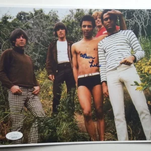 Arthur Lee REAL hand SIGNED 8.5x11" Photo #2 JSA COA Autographed Love band