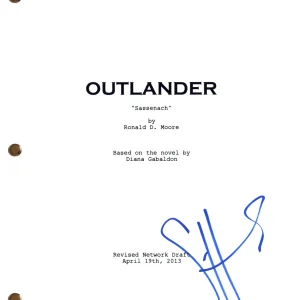 Sam Heughan Signed Autograph Outlander Pilot Episode Script Screenplay BAS COA